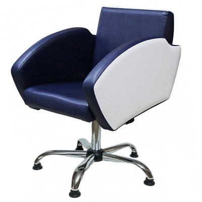 Lira barber's chair: penta-heel, chrome on hydraulics